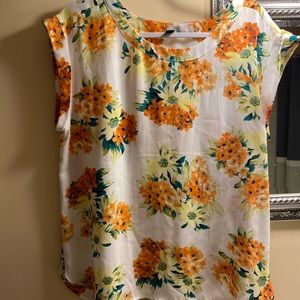 Floral top